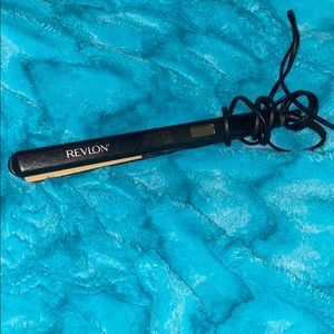 Revlon 1” flat iron